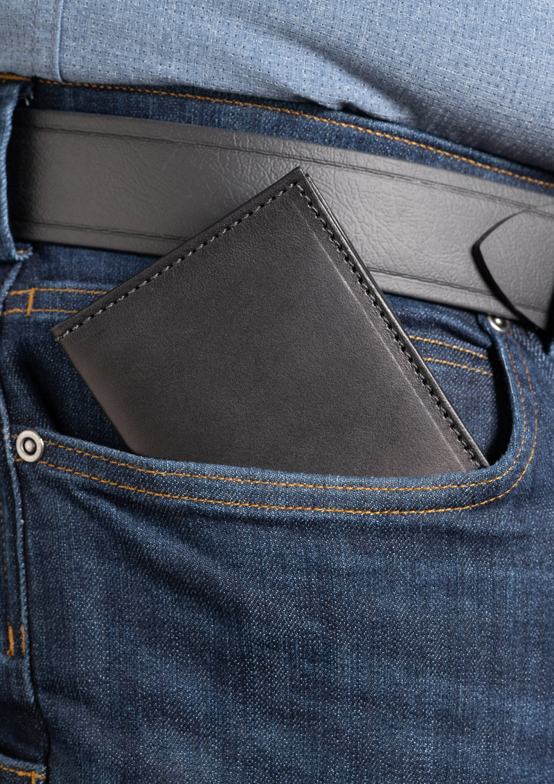 Black Premium Leather Bifold Credit Card Wallet With ID Window - BullhideBelts.com