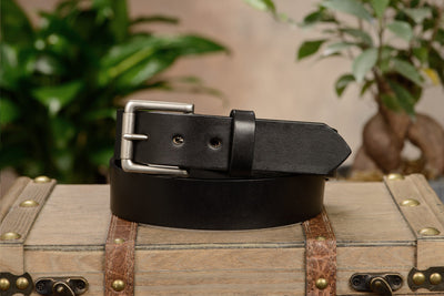 SPECIAL OFFER The Maverick: Black Non Stitched 1.50" - Bullhide Belts