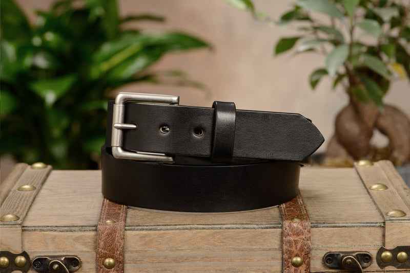 SPECIAL OFFER The Maverick: Black Non Stitched 1.50" - Bullhide Belts