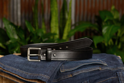 The Maverick: Black Creased Accent 1.50" - Bullhide Belts